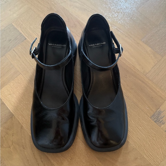 Vagabond Women's Black Block Heel Mary Janes - Picture 3 of 4